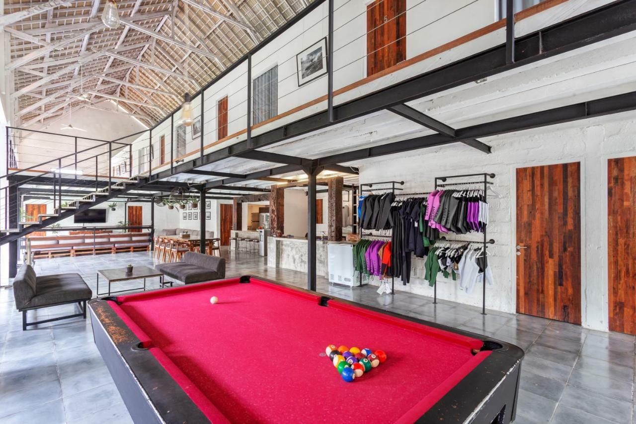 Takeoff Surf Camp & Hotel 坎古 外观 照片
